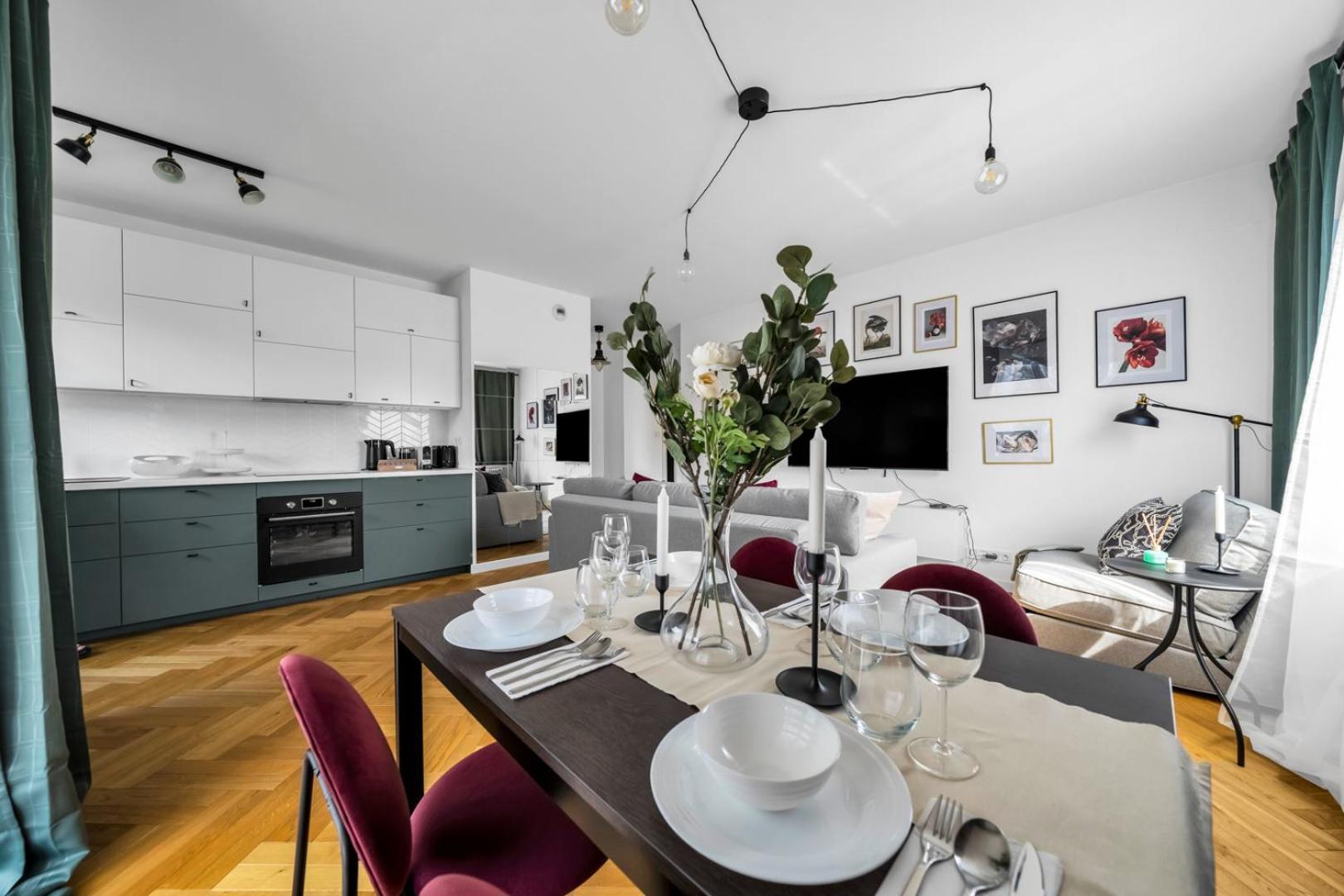 ורשה Skierniewicka Apt - Parking, Workspace, Balcony - By Rentujemy מראה חיצוני תמונה